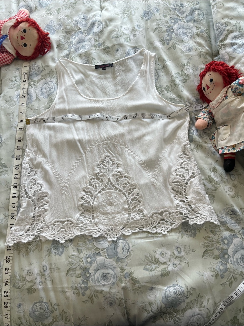 Lulumari White Lace-Trimmed Tank Chemise